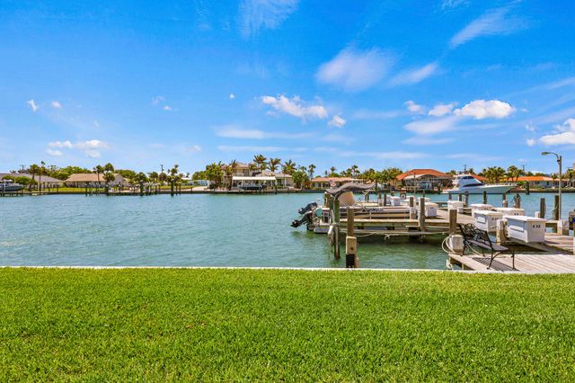 1315 Bayshore Drive 102, Fort Pierce, FL 34949