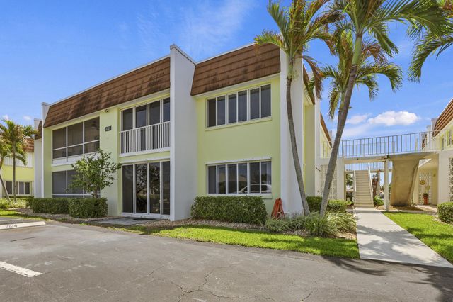 1315 Bayshore Drive 102, Fort Pierce, FL 34949