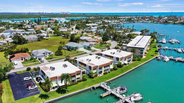 1315 Bayshore Drive 102, Fort Pierce, FL 34949