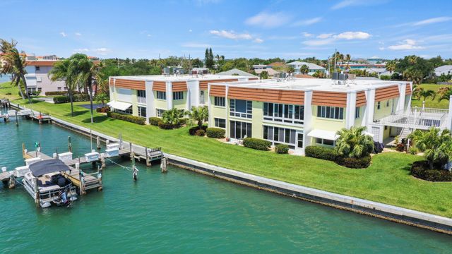 1315 Bayshore Drive 102, Fort Pierce, FL 34949
