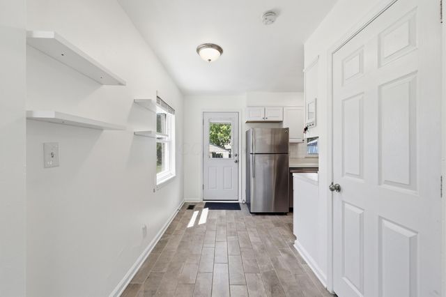 943 S Chesterfield Road, Columbus, OH 43209