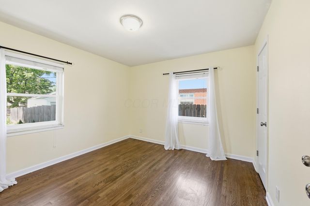 943 S Chesterfield Road, Columbus, OH 43209
