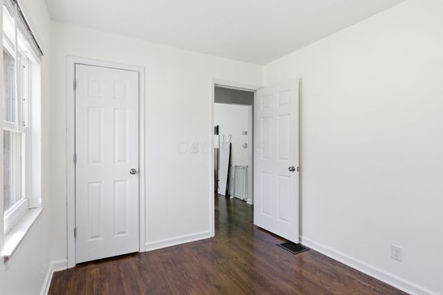 943 S Chesterfield Road, Columbus, OH 43209