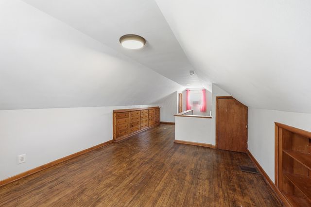 943 S Chesterfield Road, Columbus, OH 43209