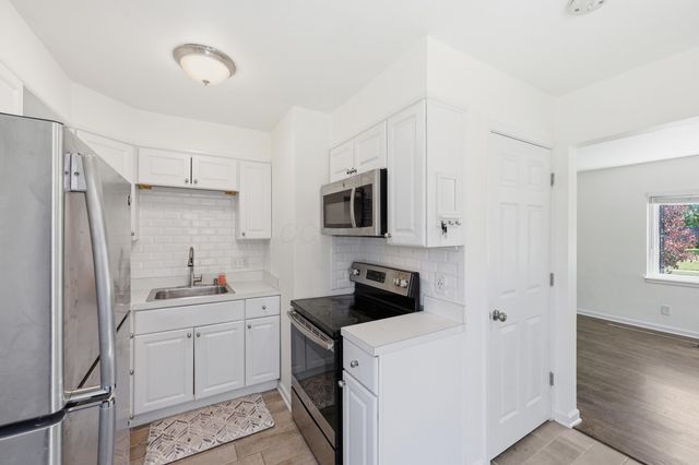 943 S Chesterfield Road, Columbus, OH 43209
