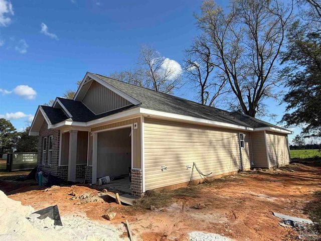 5130 Blackmon Dr, Jay, FL 32565