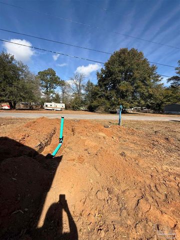 5130 Blackmon Dr, Jay, FL 32565