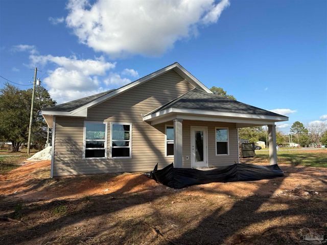 5130 Blackmon Dr, Jay, FL 32565