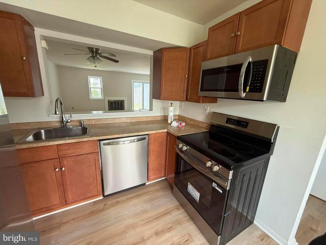 49 OLD KNIFE CT, Middle River, MD 21220