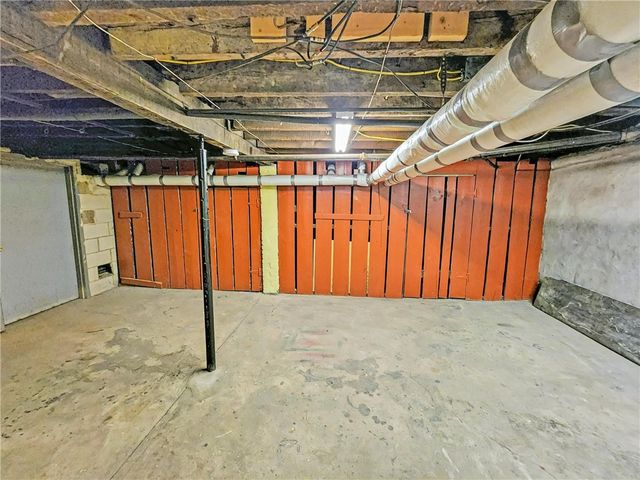 224 S Pacific Ave 1, Friendship Park, PA 15214