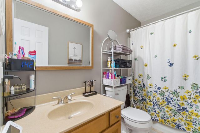 147 Meadowbrook Drive, Frankfort, KY 40601