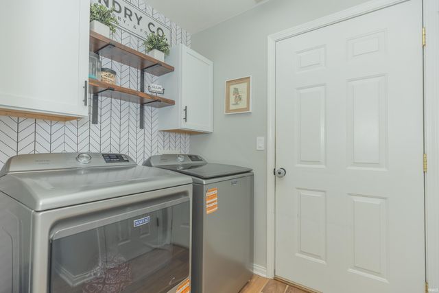 5961 Bryanna Court, Newburgh, IN 47630
