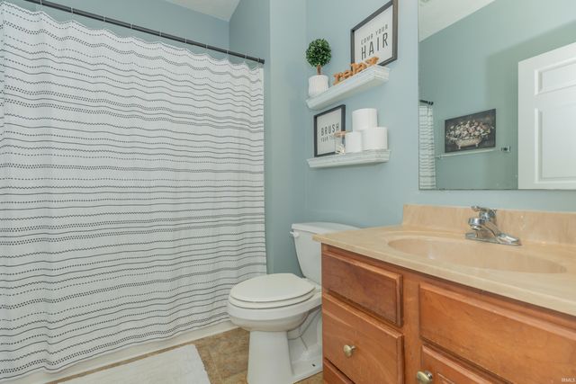 5961 Bryanna Court, Newburgh, IN 47630