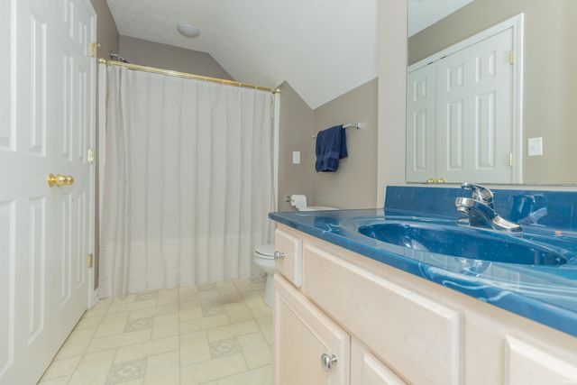 5961 Bryanna Court, Newburgh, IN 47630