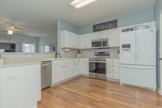 5961 Bryanna Court, Newburgh, IN 47630
