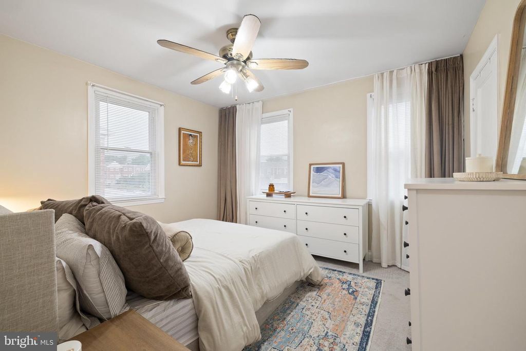 Image 11 of property listing at 6834 DULUTH AVE, Dundalk, MD 21222