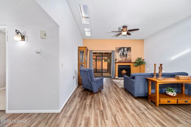 1000 W Rio Guaymas, Green Valley, AZ 85614