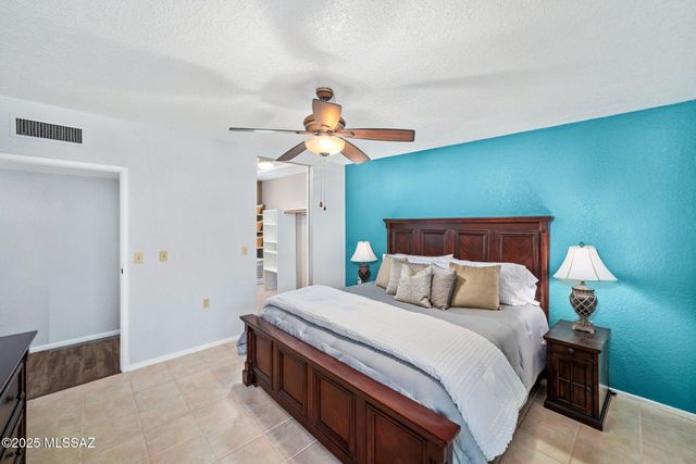 1000 W Rio Guaymas, Green Valley, AZ 85614