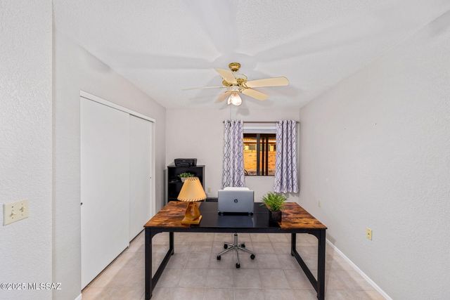 1000 W Rio Guaymas, Green Valley, AZ 85614