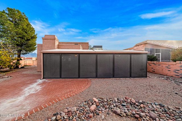 1000 W Rio Guaymas, Green Valley, AZ 85614