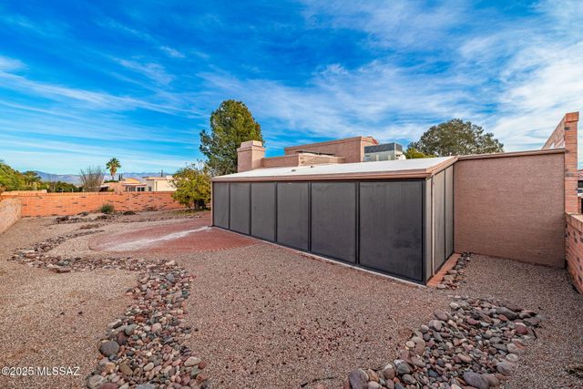 1000 W Rio Guaymas, Green Valley, AZ 85614