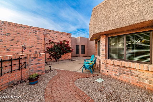 1000 W Rio Guaymas, Green Valley, AZ 85614