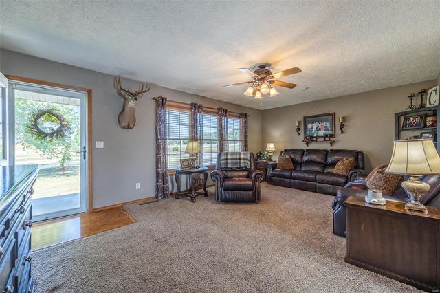 12704 Oxford Drive A, Conway, MO 65632