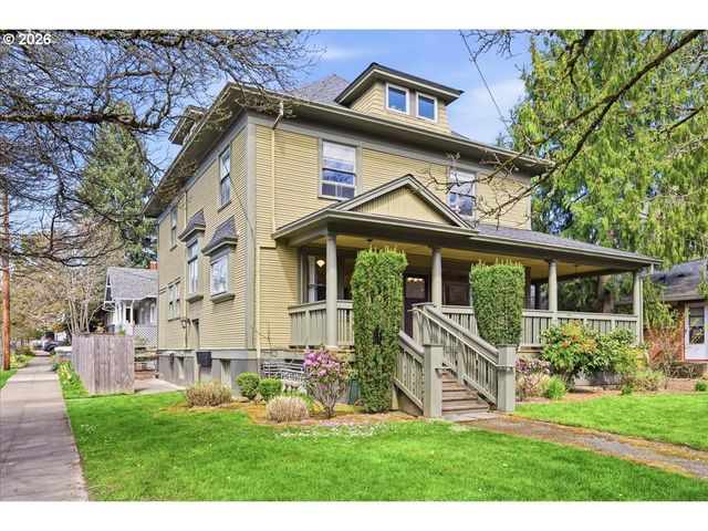 3203 Se CLINTON St, Portland, OR 97202