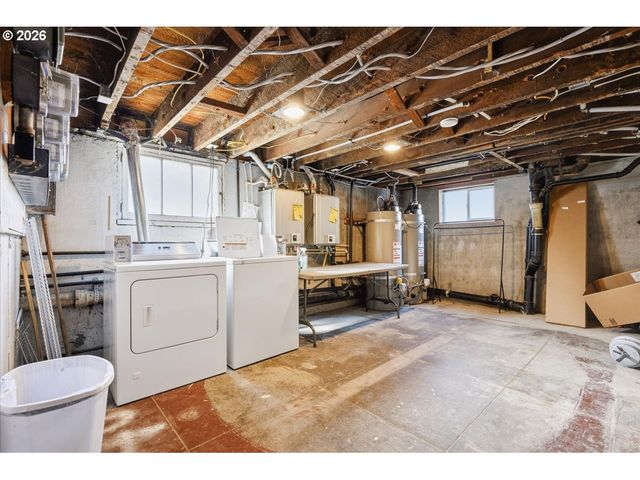 3203 Se CLINTON St, Portland, OR 97202