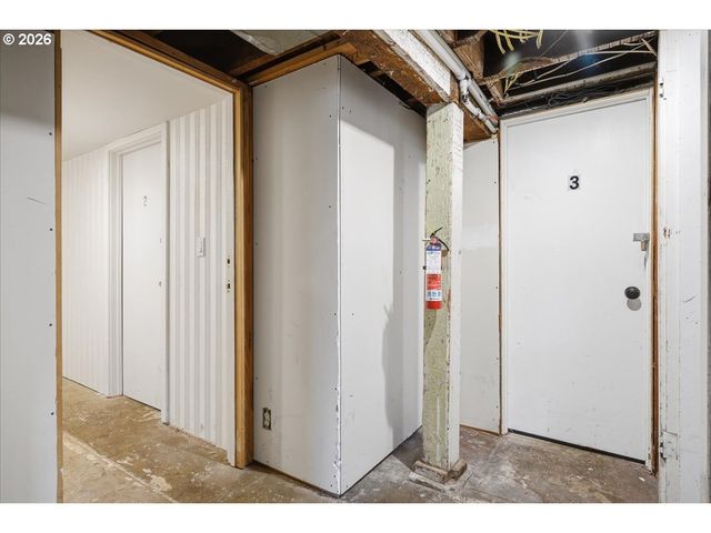 3203 Se CLINTON St, Portland, OR 97202