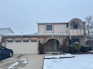 4411 Bloomfield Drive, Sterling Heights, MI 48310