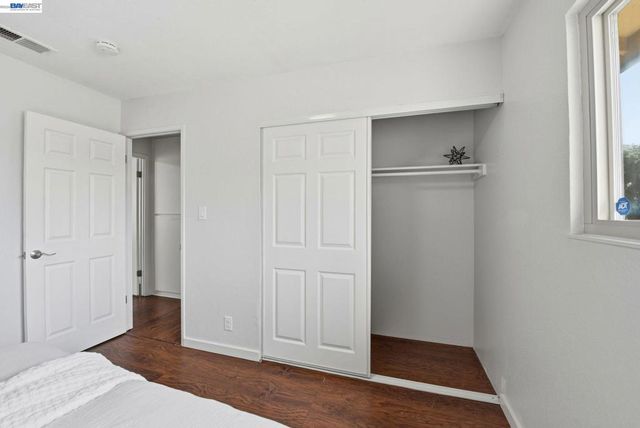 27864 Hummingbird Ct, Hayward, CA 94545