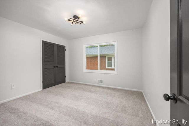 1955 Millbank Street, Grand Rapids, MI 49508