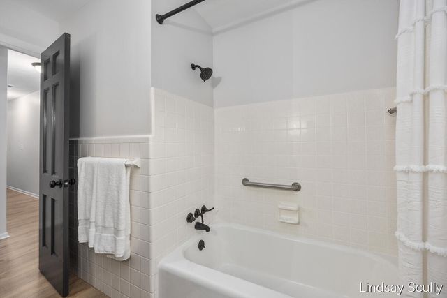 1955 Millbank Street, Grand Rapids, MI 49508