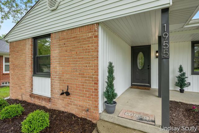 1955 Millbank Street, Grand Rapids, MI 49508