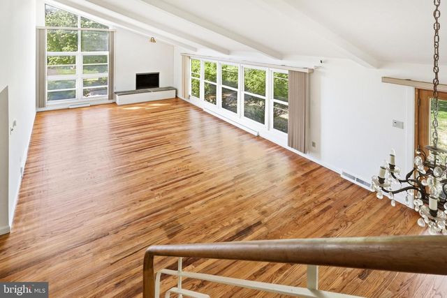 1517 THORNBERRY RD, Wyncote, PA 19095