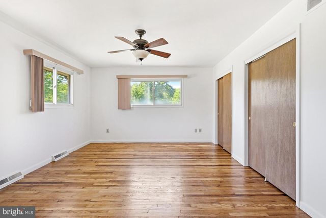 1517 THORNBERRY RD, Wyncote, PA 19095
