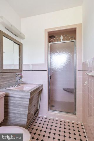 1517 THORNBERRY RD, Wyncote, PA 19095