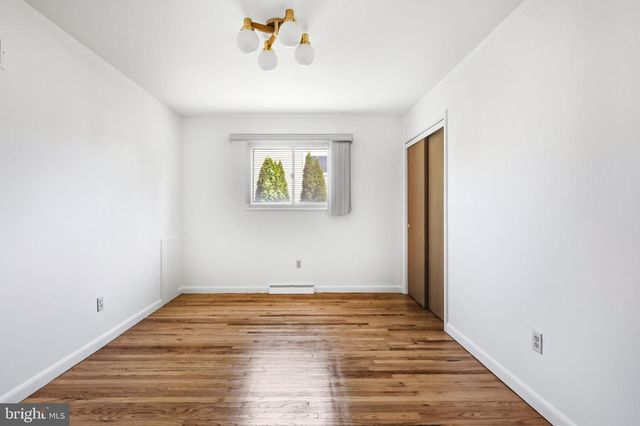 1517 THORNBERRY RD, Wyncote, PA 19095