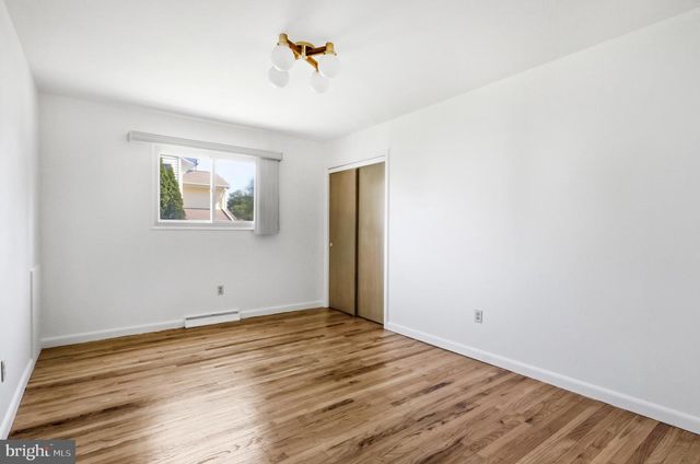 1517 THORNBERRY RD, Wyncote, PA 19095