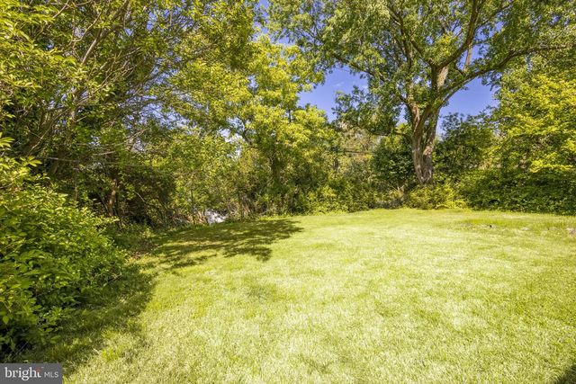 1517 THORNBERRY RD, Wyncote, PA 19095