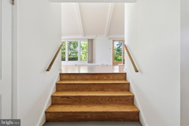 1517 THORNBERRY RD, Wyncote, PA 19095