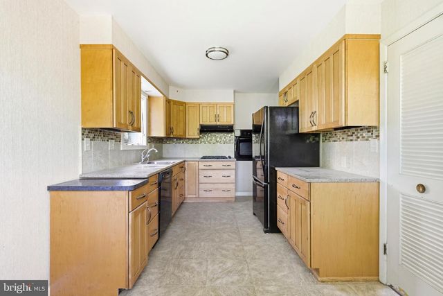 1517 THORNBERRY RD, Wyncote, PA 19095