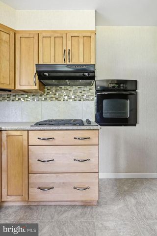 1517 THORNBERRY RD, Wyncote, PA 19095