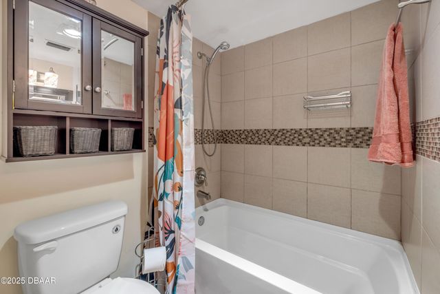 3606 S Peninsula Dr Apt 205, Port Orange, FL 32127