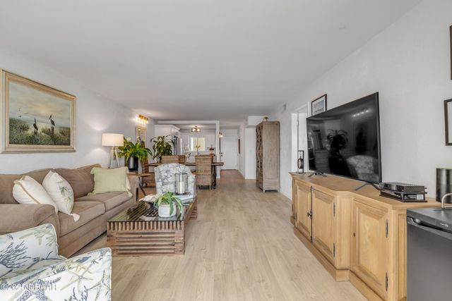 3606 S Peninsula Dr Apt 205, Port Orange, FL 32127