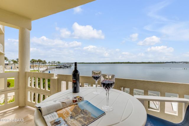 3606 S Peninsula Dr Apt 205, Port Orange, FL 32127