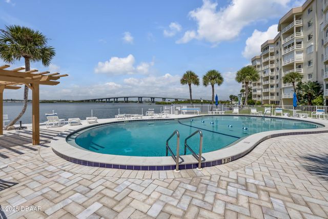 3606 S Peninsula Dr Apt 205, Port Orange, FL 32127