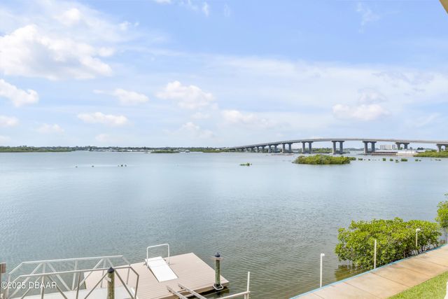 3606 S Peninsula Dr Apt 205, Port Orange, FL 32127