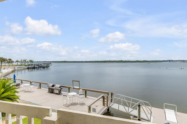 3606 S Peninsula Dr Apt 205, Port Orange, FL 32127